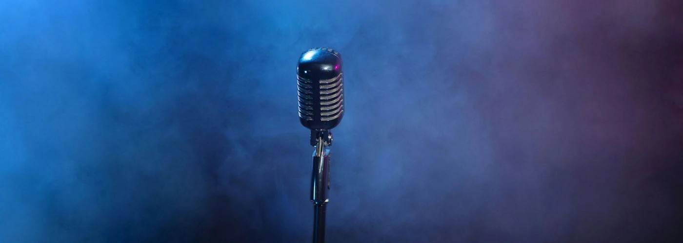 Постер Честный